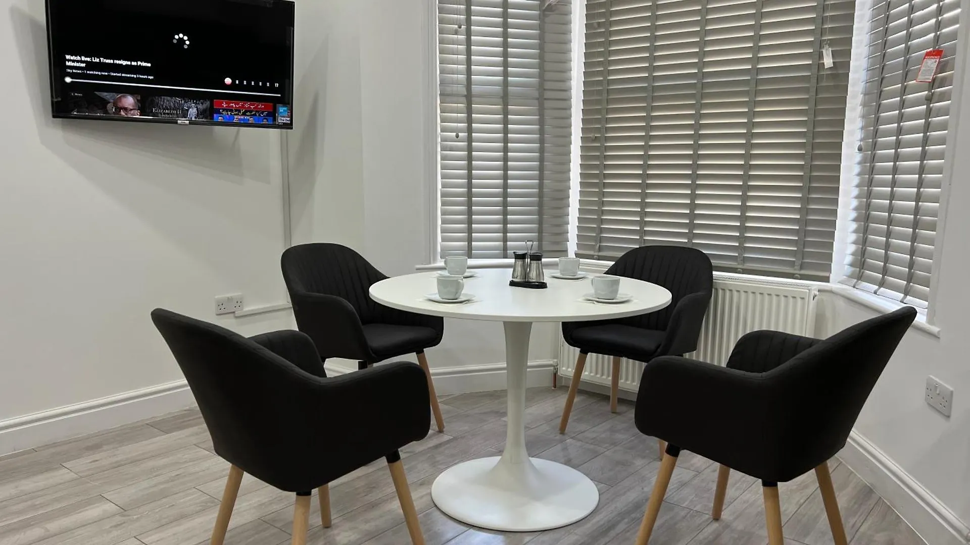 Appartamento F3, Luxury Flat Close To Ilford. Sel