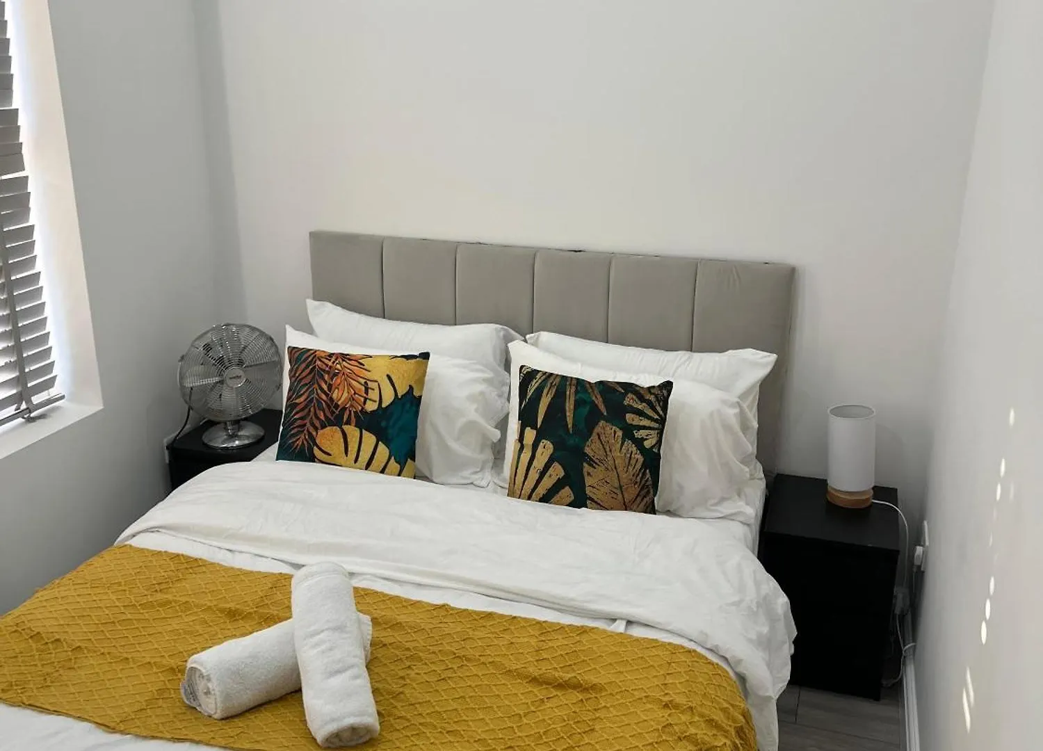F3, Luxury Flat Close To Ilford. Sel Appartamento